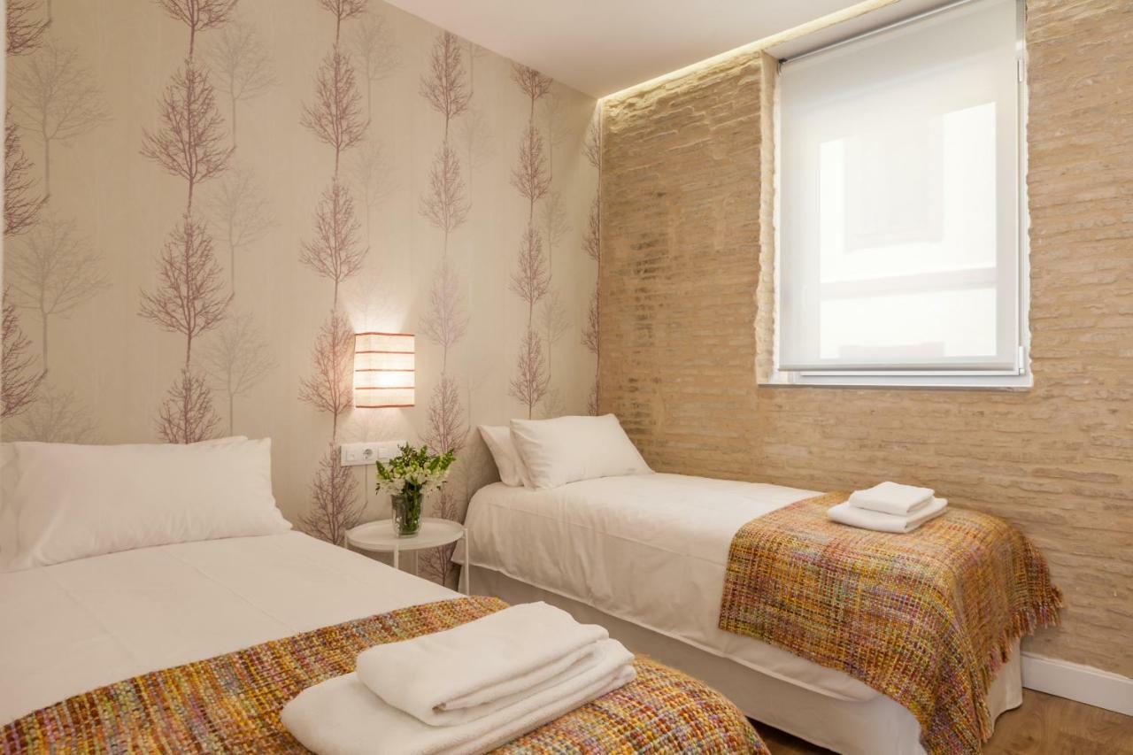 Apartamentos Rg Suites Jardines De Murillo Σεβίλλη Εξωτερικό φωτογραφία